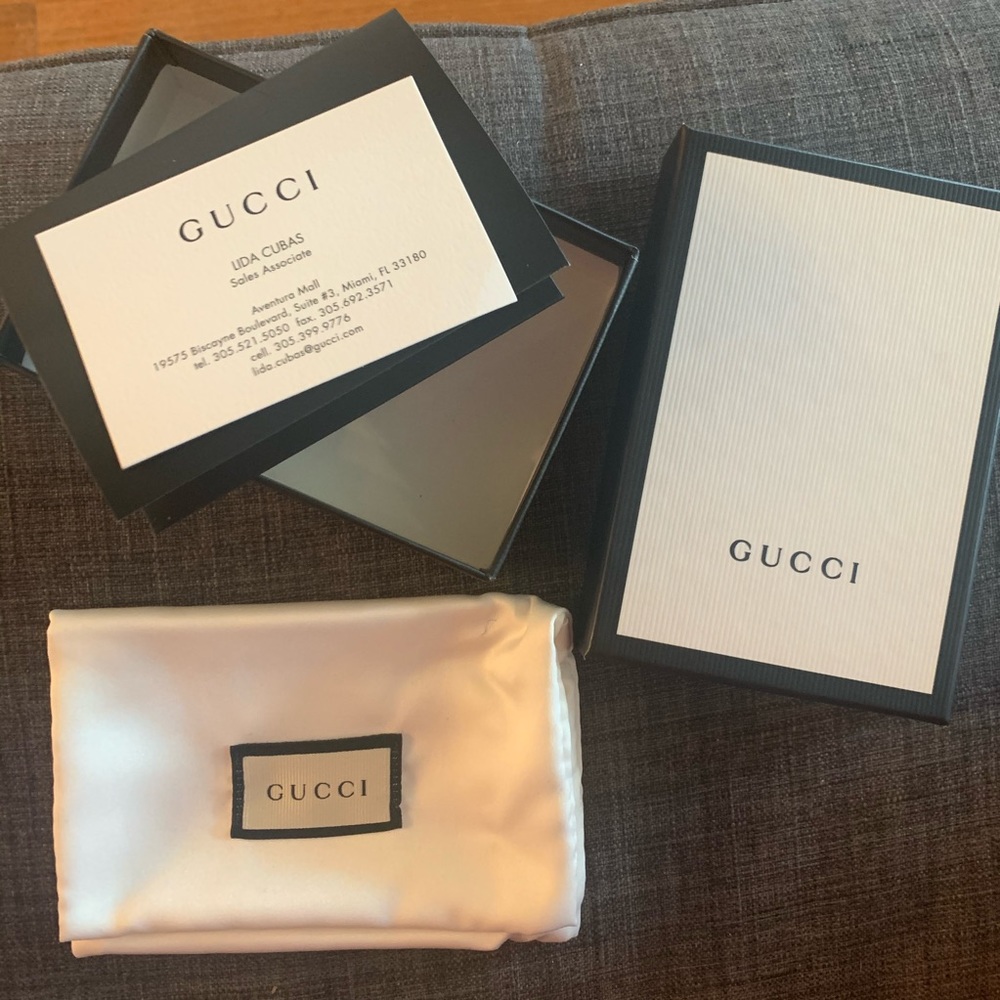 Gucci wallet with clip
